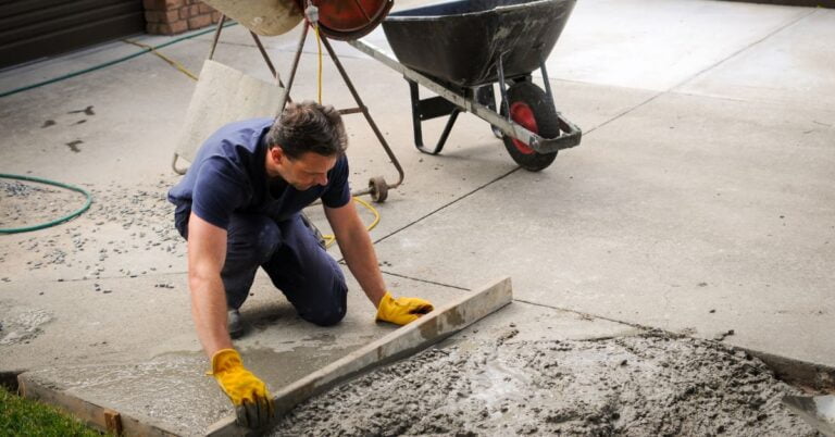 How to Choose the Right Concrete Mix for Your Concrete Driveways